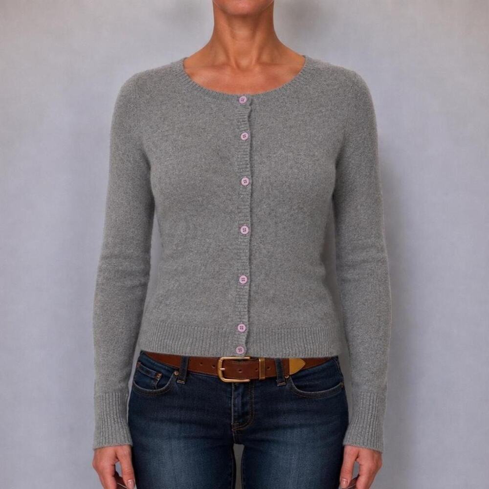 Vintage L.L.Bean 100% Cashmere Gray Heritage Fitted Luxury Cardigan Sweater Sz M